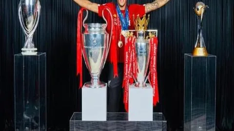 舍伍德承认错误：此前对谢什科评价不当，应道歉