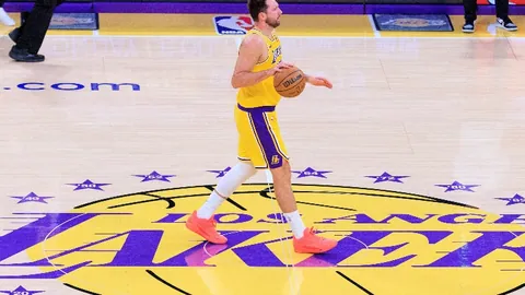 “北京曾凭赛程利好夺冠，本周周琦状态低迷外援发挥平平”